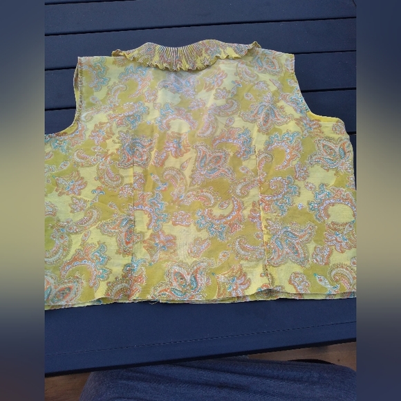 Vintage Sleeveless Blouse, Size Medium, Paisley, Double Breasted, Pearl … - Picture 2 of 11